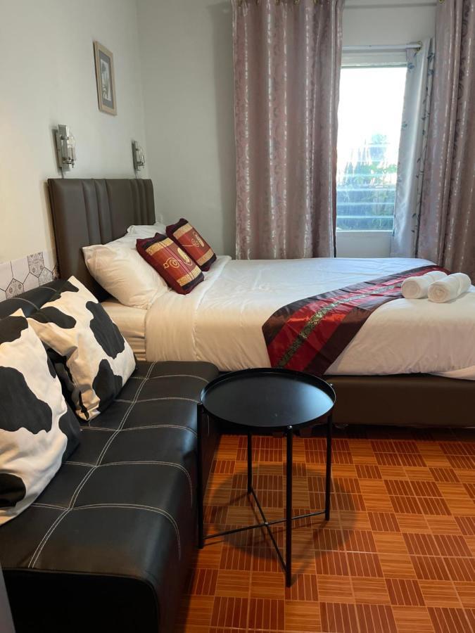 Hotel Acozyposhtel à Bangkok Extérieur photo
