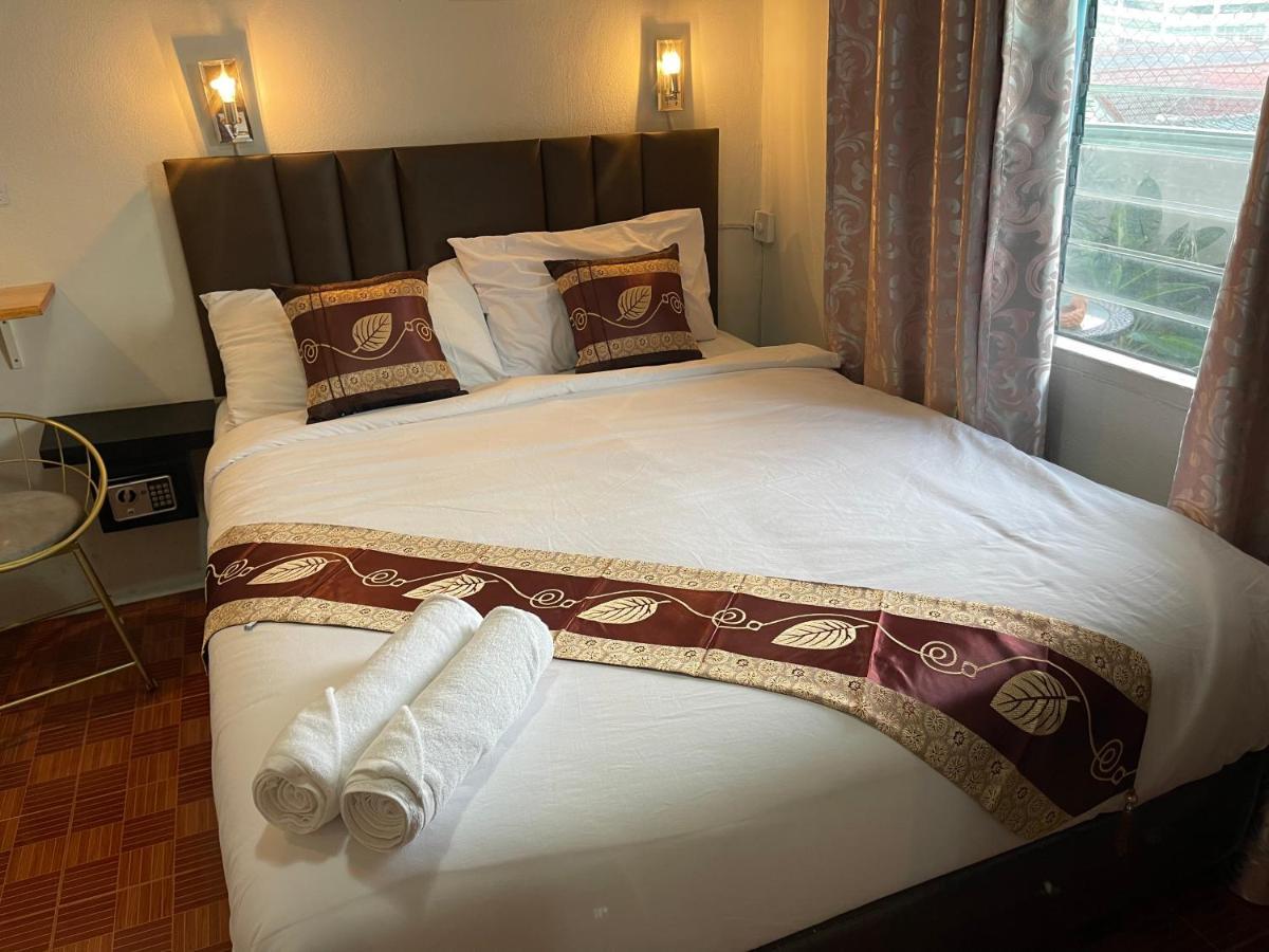 Hotel Acozyposhtel à Bangkok Extérieur photo