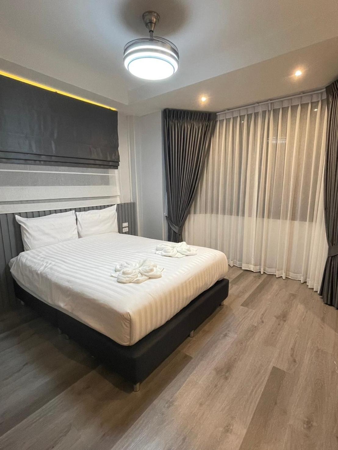 Hotel Acozyposhtel à Bangkok Extérieur photo